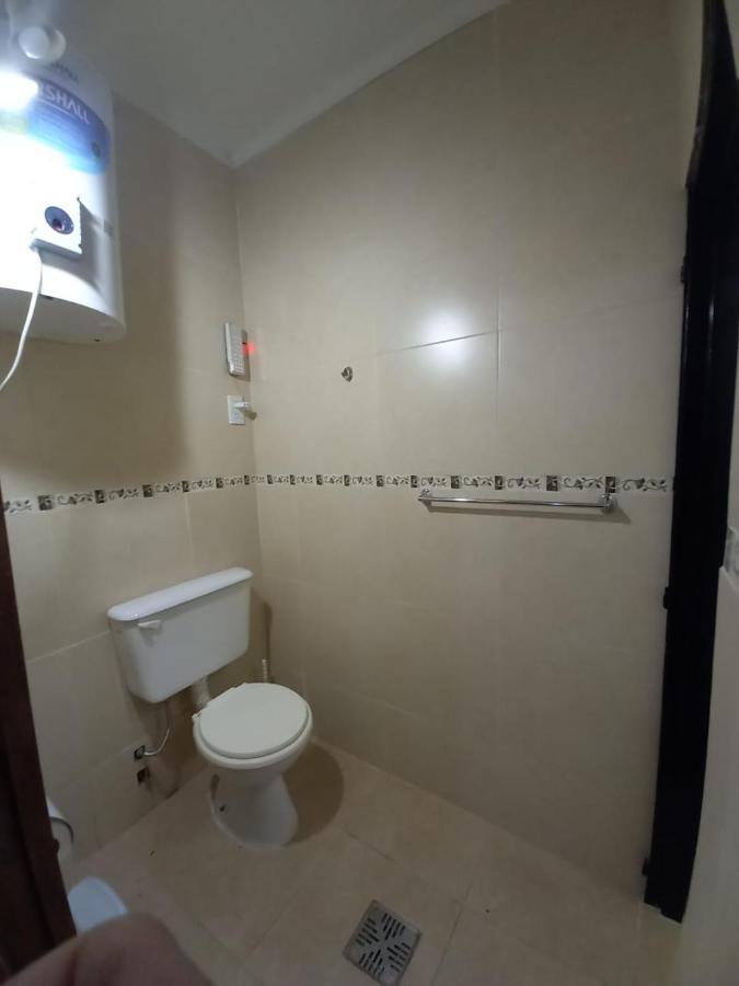 Apartamentos Willy - En Zona Residencial Con Estacionamiento Mendoza Eksteriør billede